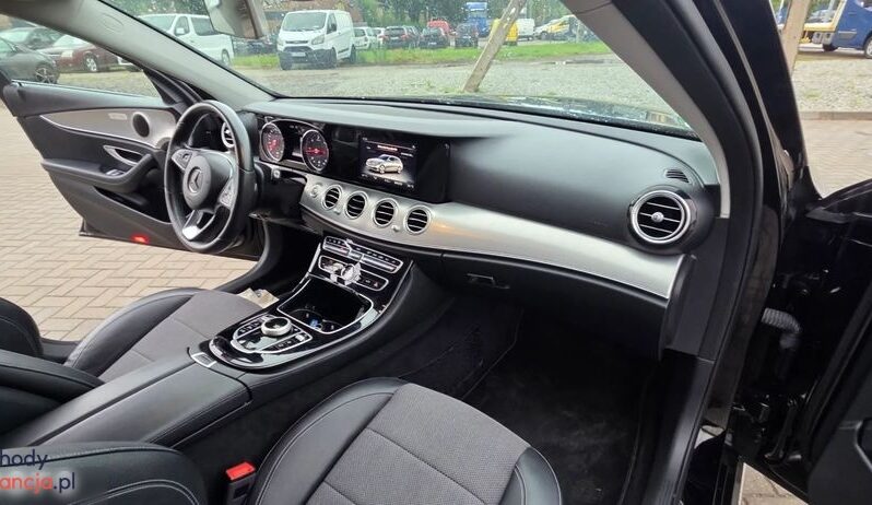 Mercedes-Benz Klasa E 220 d 9G-TRONIC full