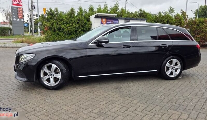 Mercedes-Benz Klasa E 220 d 9G-TRONIC full