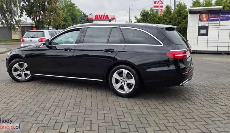 Mercedes-Benz Klasa E 220 d 9G-TRONIC full