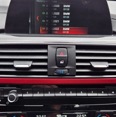 BMW Seria 3 320d Edition Luxury Line Purity full