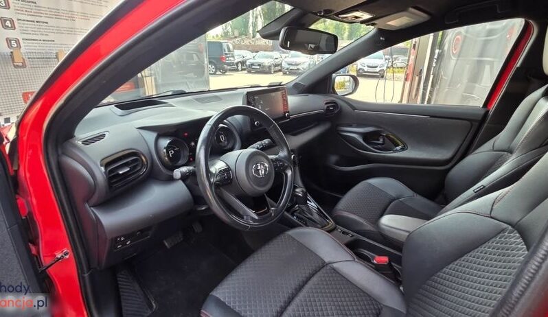 Toyota Yaris full